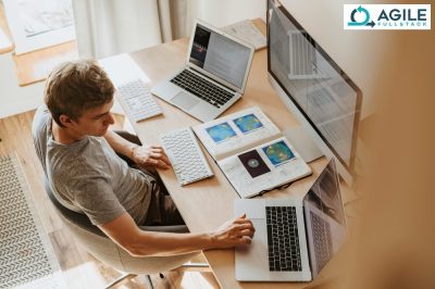 * Find & Hire Laravel Developers: Expert Programmers Available